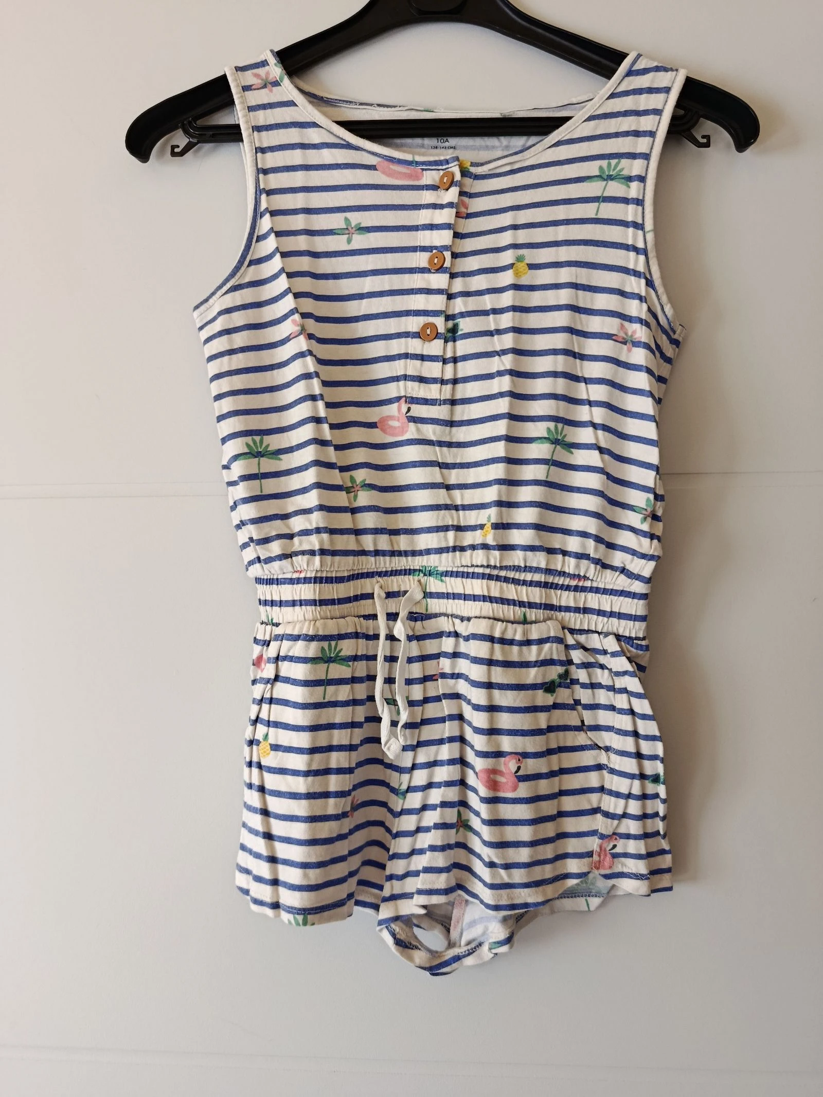 Combishort marque Kiabi taille 10 ans 